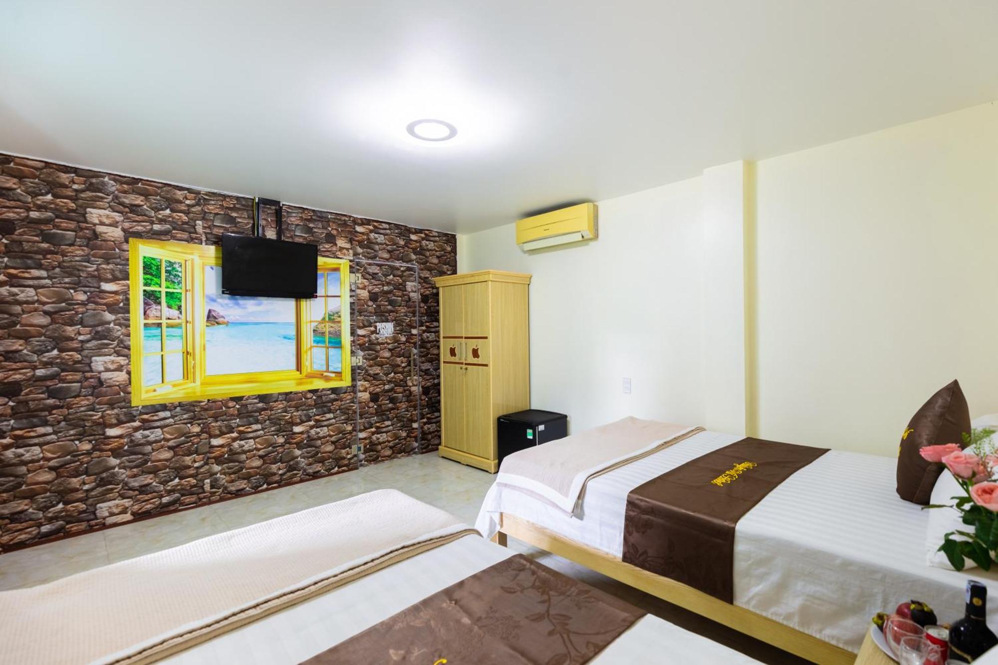Victor Charlie Hostel Dong Khe Sau Exterior photo