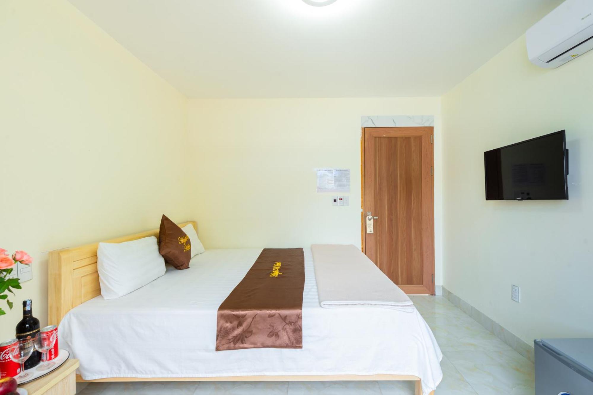 Victor Charlie Hostel Dong Khe Sau Exterior photo